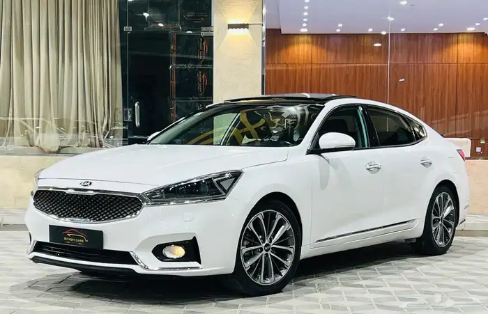 كيا كادينزا 2017 V6 فل (بحالة ممتازة) 0