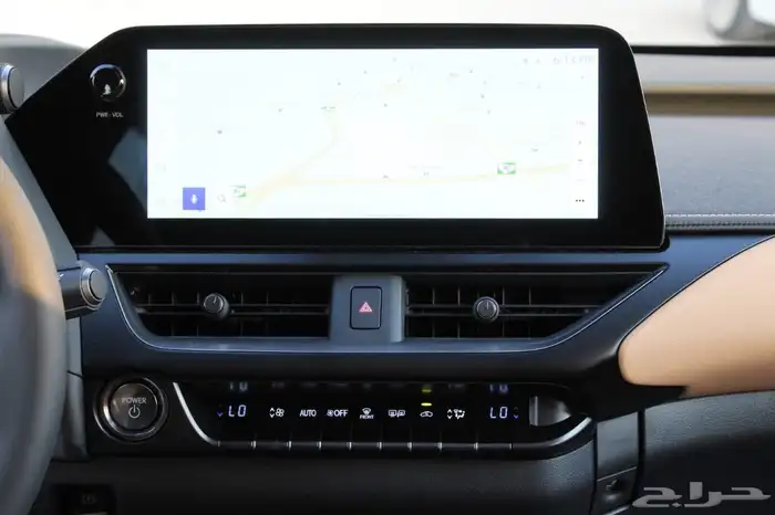 لكزس - UX300 Ch هايبرد - 2025 - فل كامل - خليجي 20