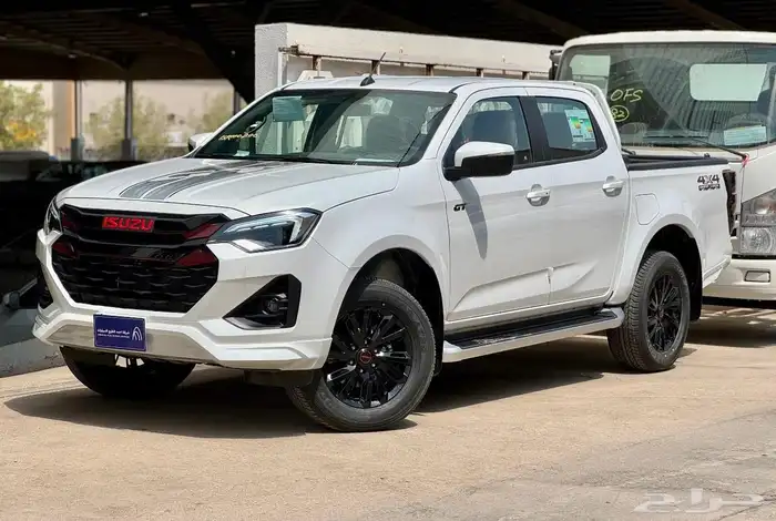 ايسوزو ديماكس GT 2025 (متعمدين لدى جميع البنوك) 5