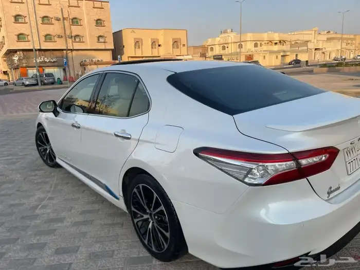 تويوتا كامري قراندي 2018 قراندي 14