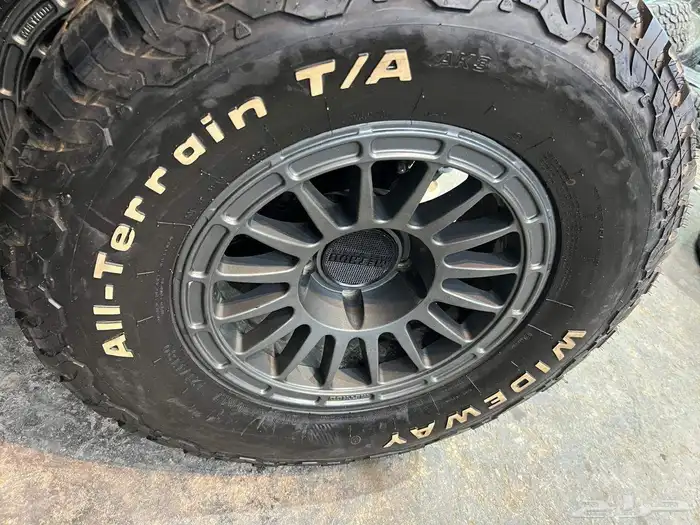 جنوط ميثود خمسه مسمار اصلي مع كفرات نص حجري مقاس 17 3