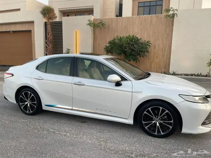 تويوتا كامري قراندي 2018 قراندي 10