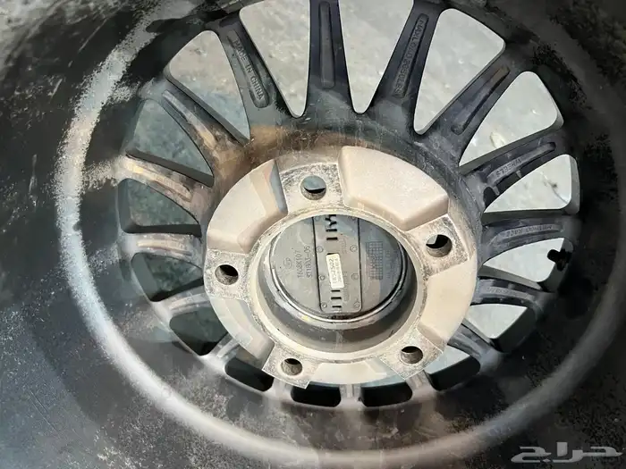 جنوط ميثود خمسه مسمار اصلي مع كفرات نص حجري مقاس 17 10