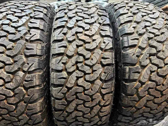 جنوط ميثود خمسه مسمار اصلي مع كفرات نص حجري مقاس 17 21