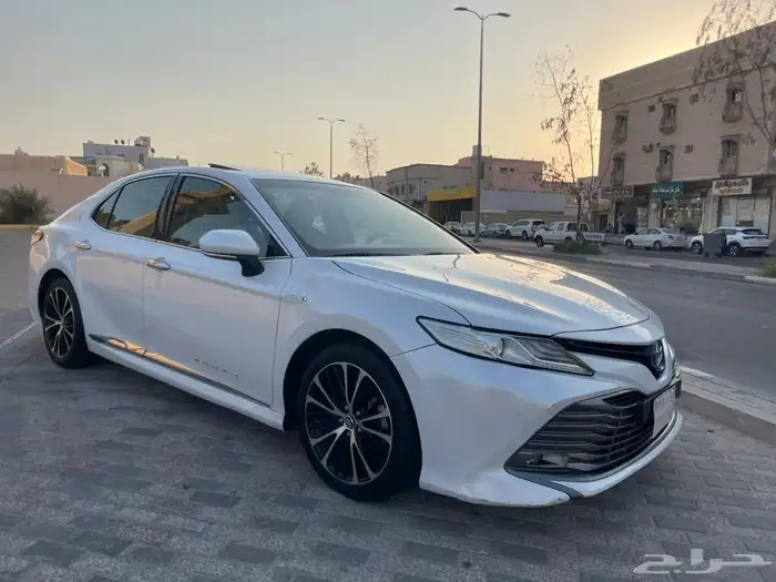 تويوتا كامري قراندي 2018 قراندي 12