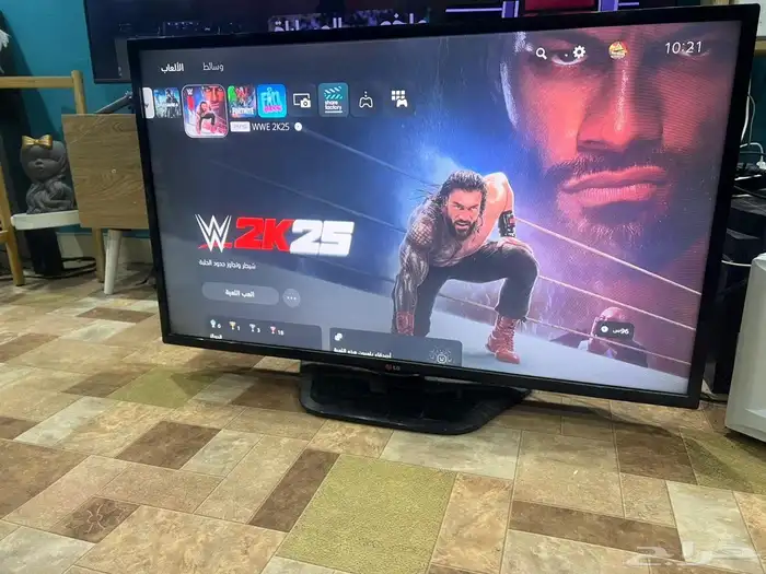 شاشة من ماركة LG نظيفة 0