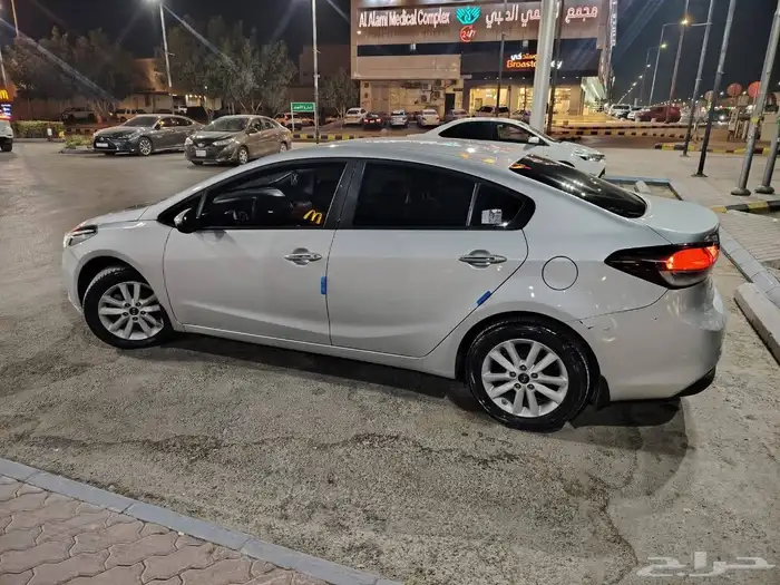 كيا سيراتو 2017 4