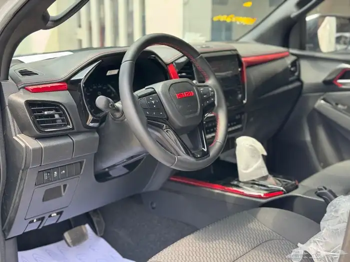 ايسوزو ديماكس GT 2025 (متعمدين لدى جميع البنوك) 18