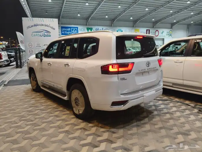 لاندكروزر في اكس ار موديل 2024 اقساط باقل سعر 12