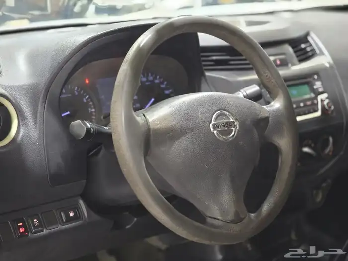 نيسان نافارا موديل 2016 بحالة ممتازة 9