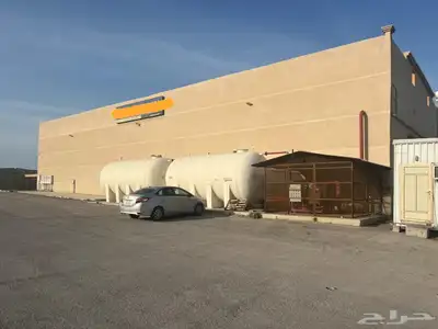 مجمع مستودعات مؤجر بالكامل للبيع بحي النهضة الدمام index