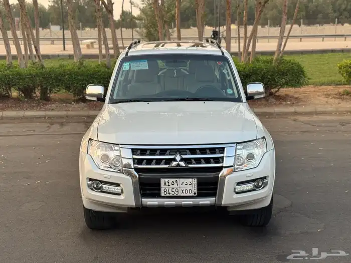 للبيع ميتسوبيشي باجيرو 2017 وكاااله 1