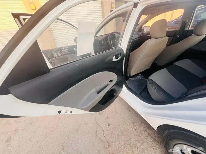 كيا بيجاس 2022 5