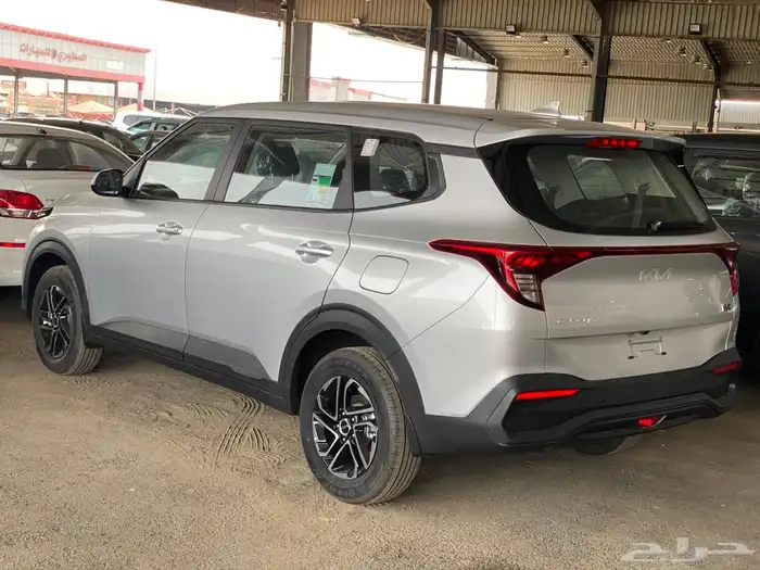 كيا كارينز مطور 7 مقاعد 2025 GL 14