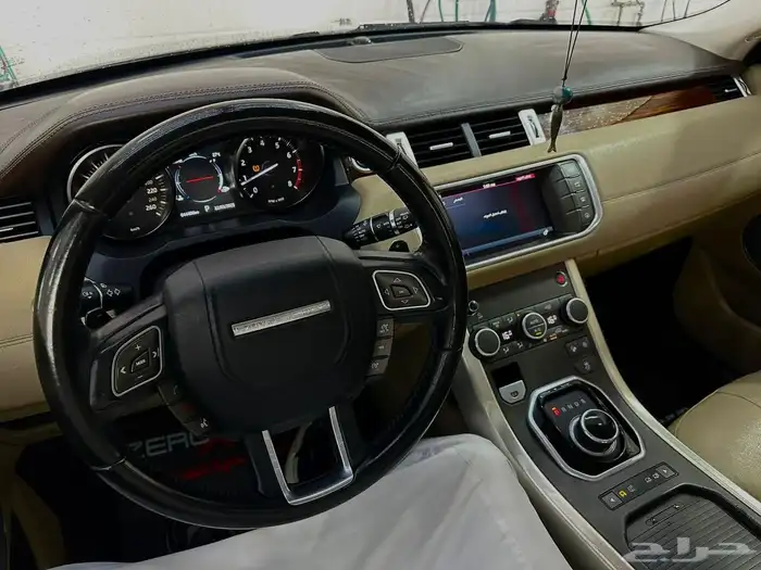 رنج روفر ايفوك الموديل 2018 فل كامل اللون اسود... 5