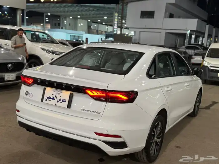 جيلي امجراند 7 موديل 2023 بحالة ممتازة. 4