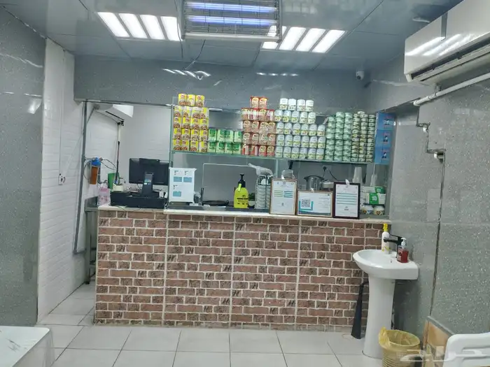 بوفيه للتقبيل 0