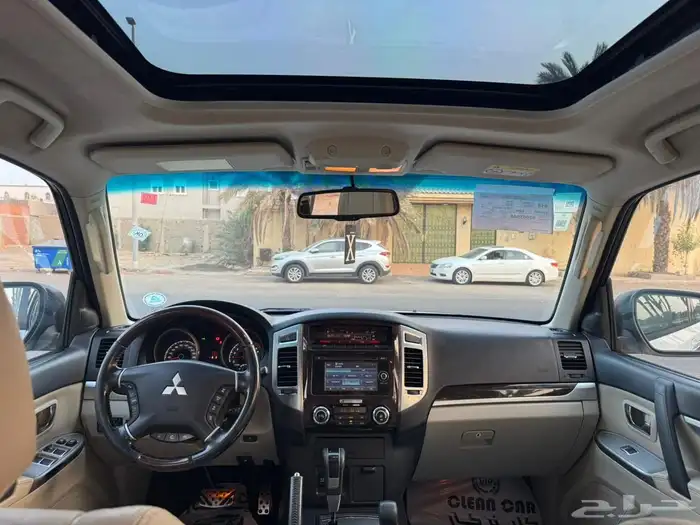 للبيع ميتسوبيشي باجيرو 2017 وكاااله 29