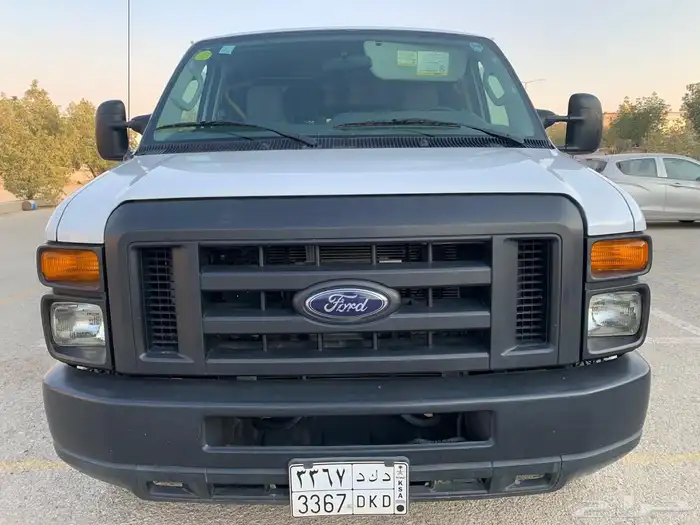 فان فورد 2013 لذوي الاحتياجات مخزن 0