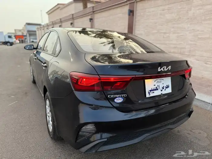 للبيع كيا سيراتو موديل 2022 استاندر 5
