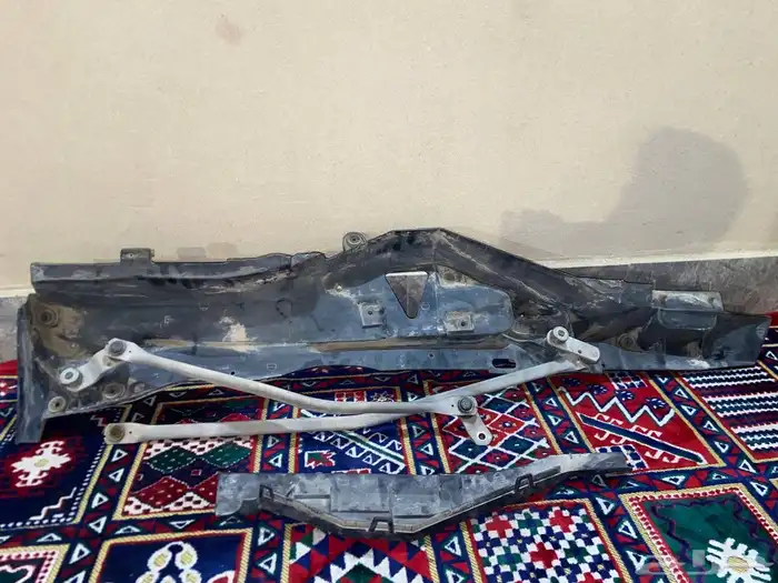 قطع غيار فورد ماركيز 18