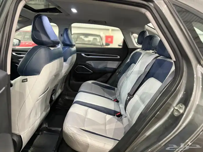 جيلي امجراند 7 موديل 2023 فل كامل . 26