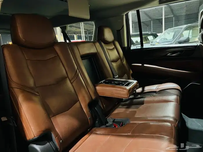 اسكاليد 2017 طويل ( بحالة ممتازة ) 9