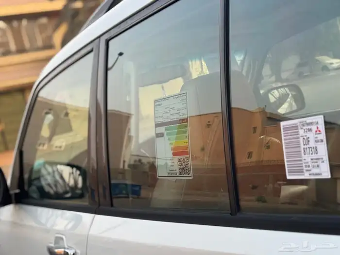 للبيع ميتسوبيشي باجيرو 2017 وكاااله 19