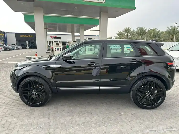 رنج روفر ايفوك الموديل 2018 فل كامل اللون اسود... 4