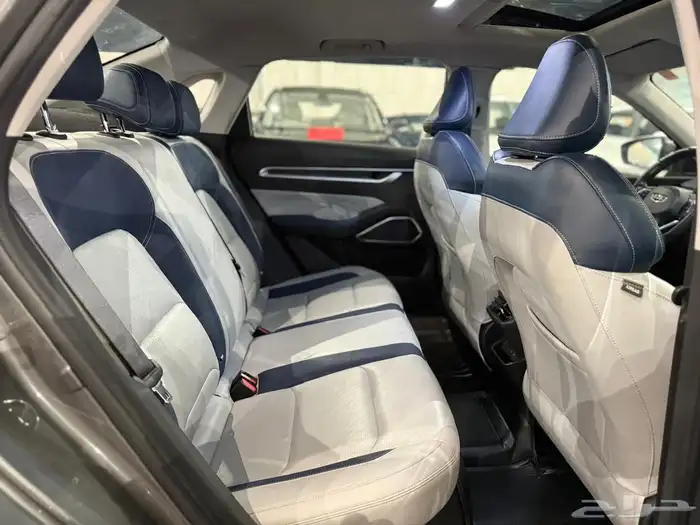 جيلي امجراند 7 موديل 2023 فل كامل . 28