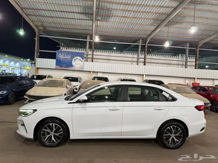 جيلي امجراند 7 موديل 2023 بحالة ممتازة. 5