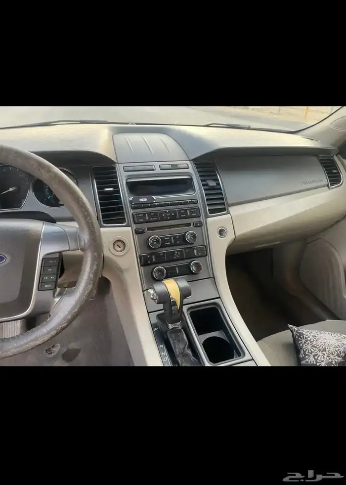 فورد توريس ستاندر 2010 7