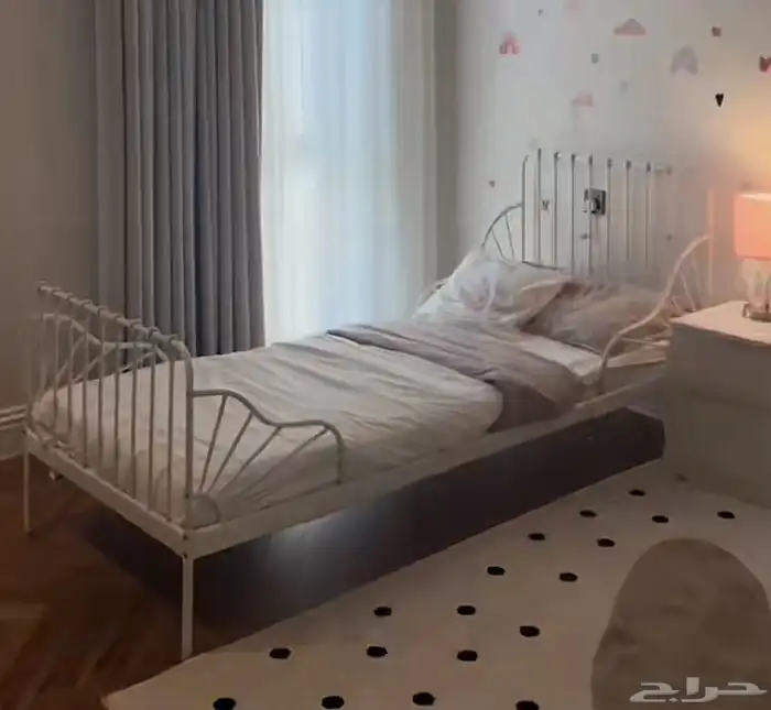 سرير اطفال 0