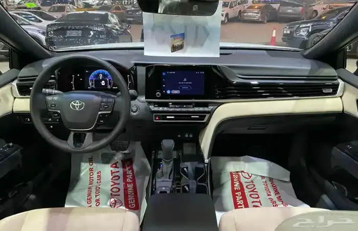 تويوتا كامري LEبنزين 2025 اقساط وكاش 7