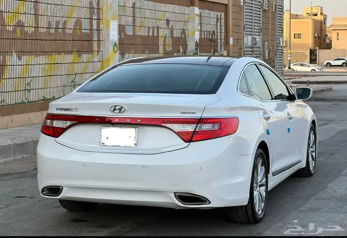 هيونداي ازيرا 2012 17