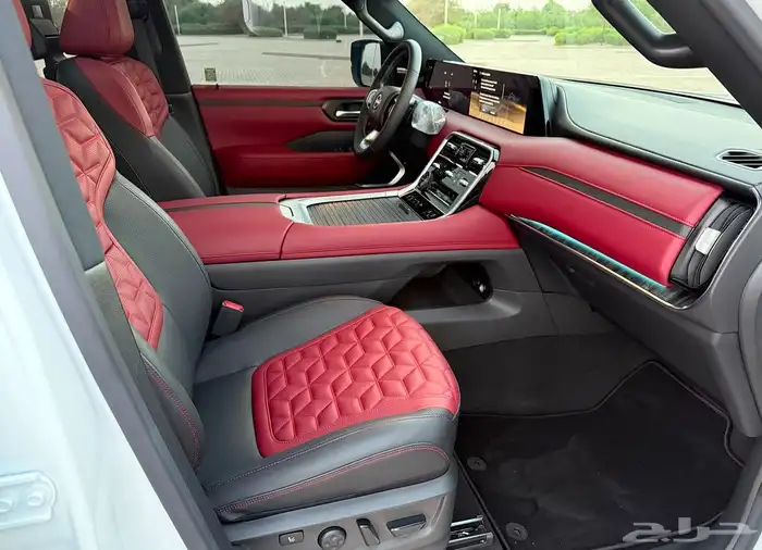 نيسان باترول 2025 خليجي موجودة بدبي 3