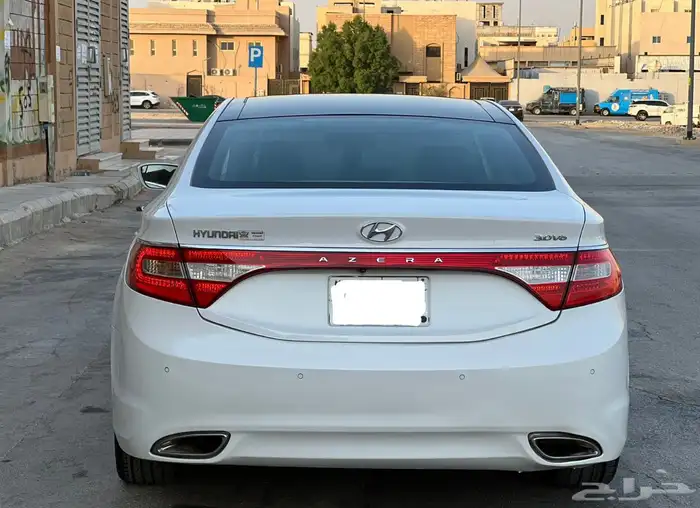 هيونداي ازيرا 2012 15