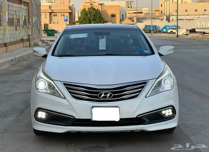 هيونداي ازيرا 2012 11