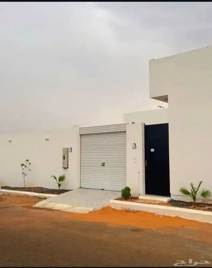 شاليه للبيع صبة حي قفار مخطط السرايا 14