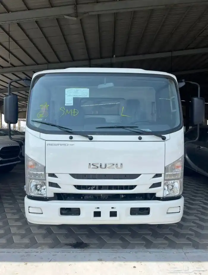 ايسوزو دينا 2025 ياباني متوفر جميع المقاسات والأوزان 0