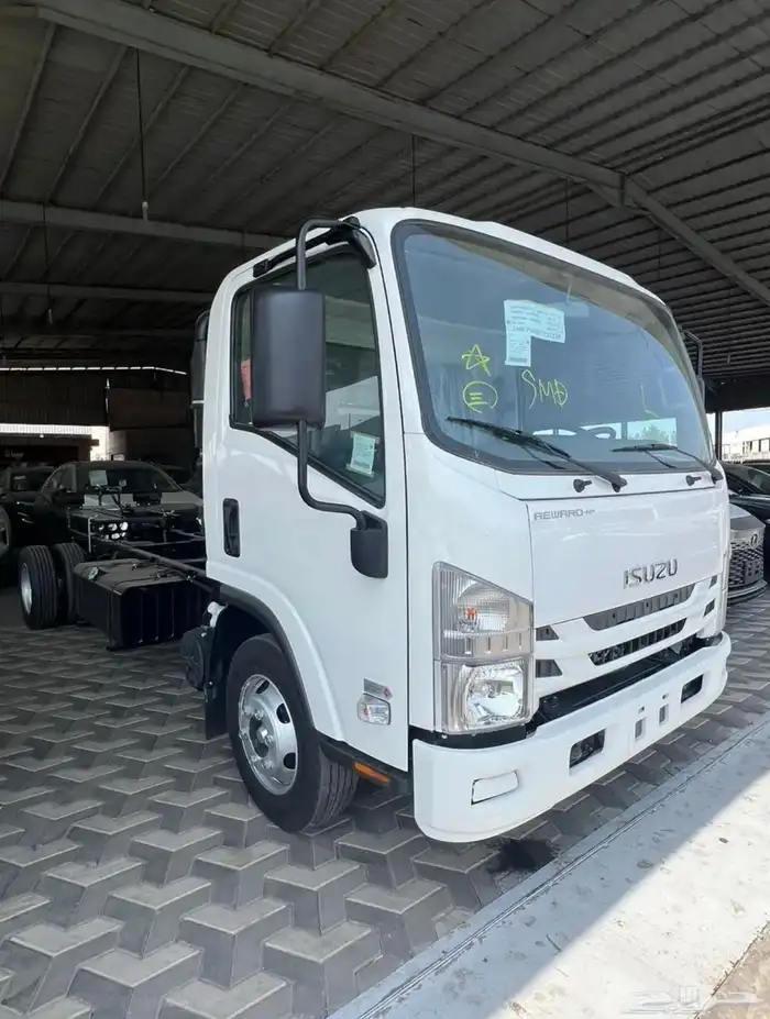 ايسوزو دينا 2025 ياباني متوفر جميع المقاسات والأوزان 1