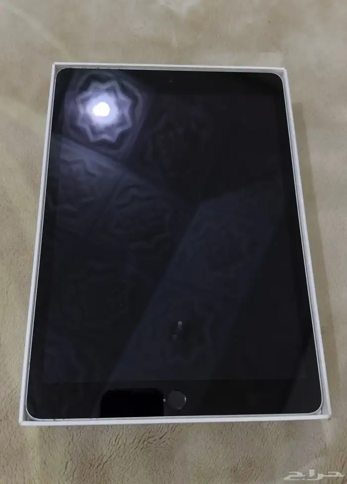 ايباد الجيل التاسع 64 قيقا اللون سلفر 0