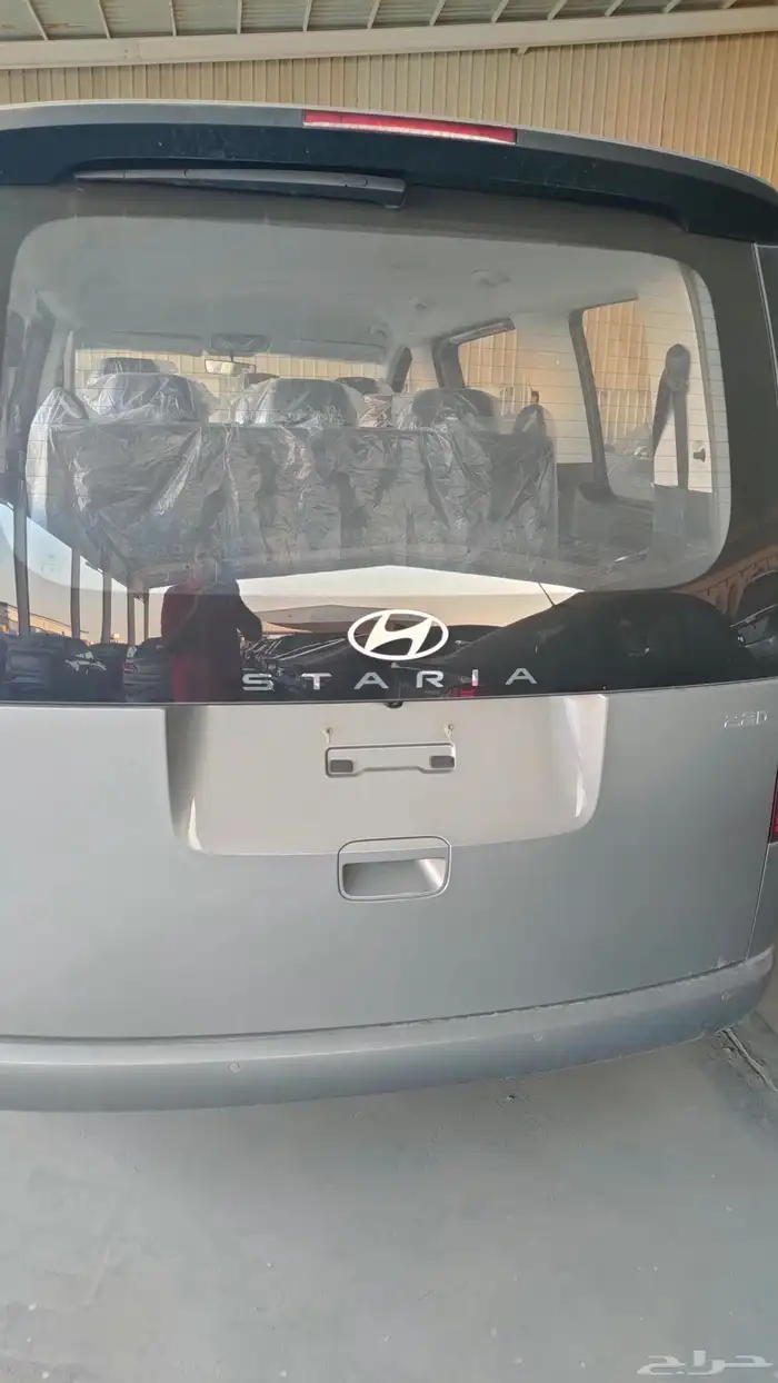 هيونداي ستاريا 2025 5