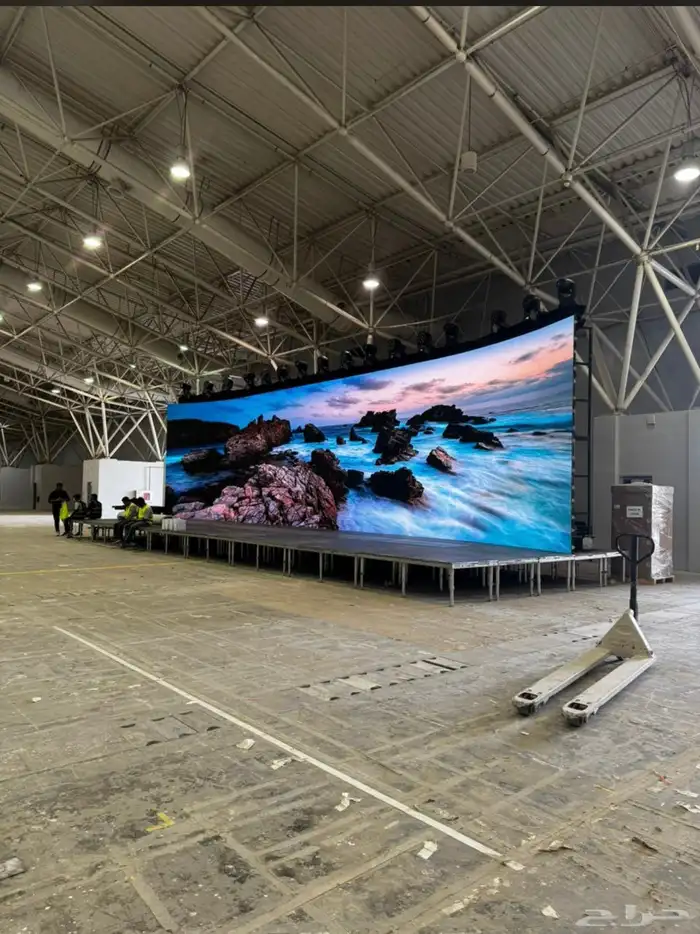 شاشات LED عملاقه للإيجار 9