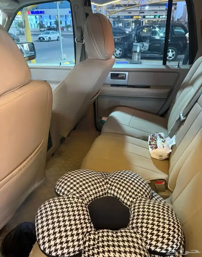 اكسبديشن فورد للبيع 3