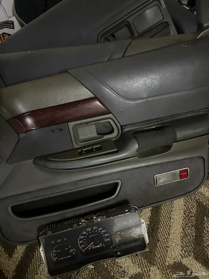 ديكورات بيبان فورد فكتوريا 94 وعداد فورد 97 سعودي 10