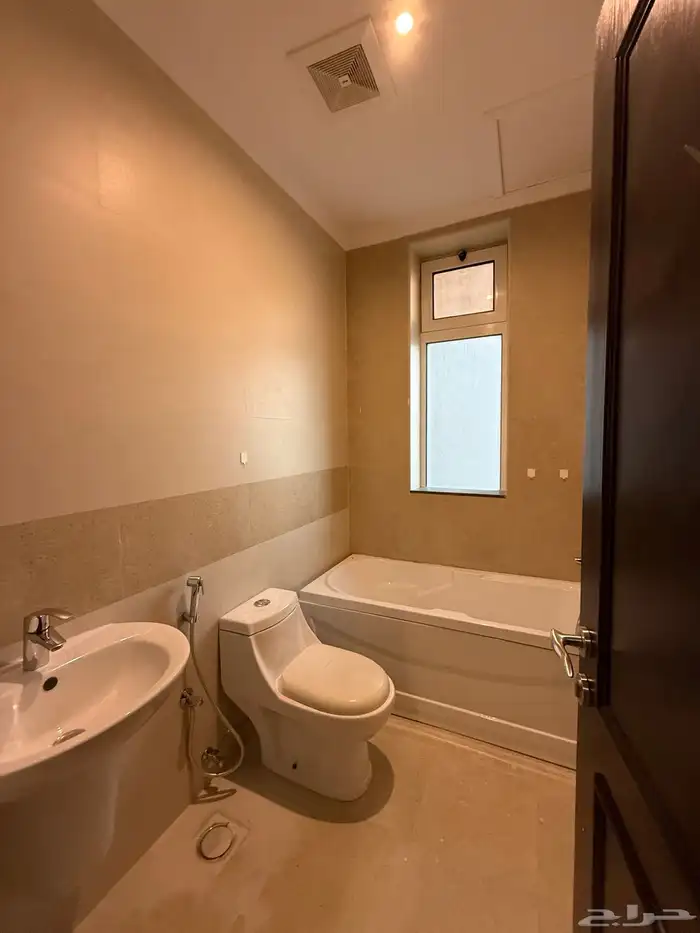 شقة للبيع في حي الروابي بالخبر 4