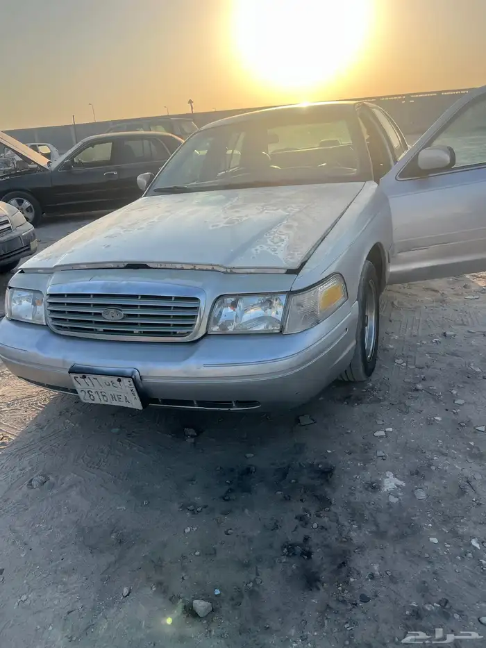 قطع غيار فورد ماركيز فكتوريا 1