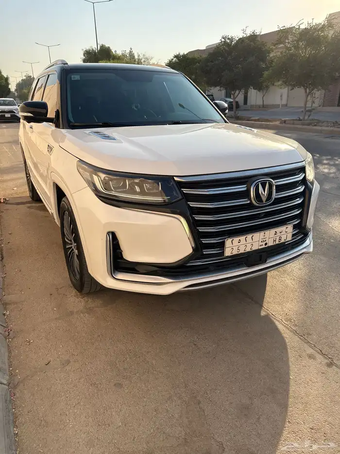 شانجان CS95 أبيض سقف أسود رويال السوم 47 1