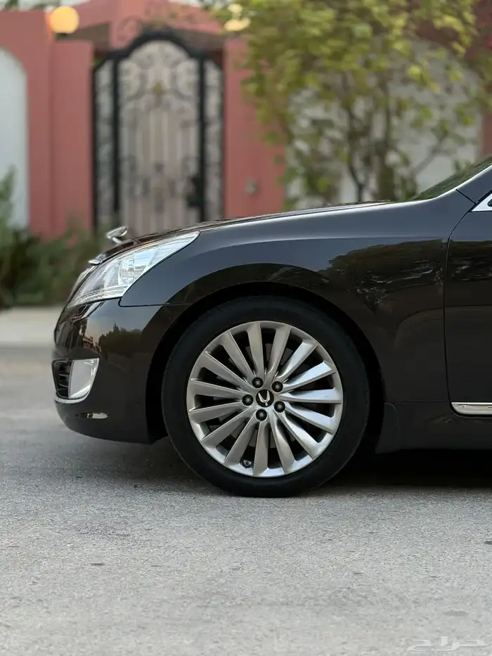 هونداي سنتنيال V8 قمة النظافة Vs500 14